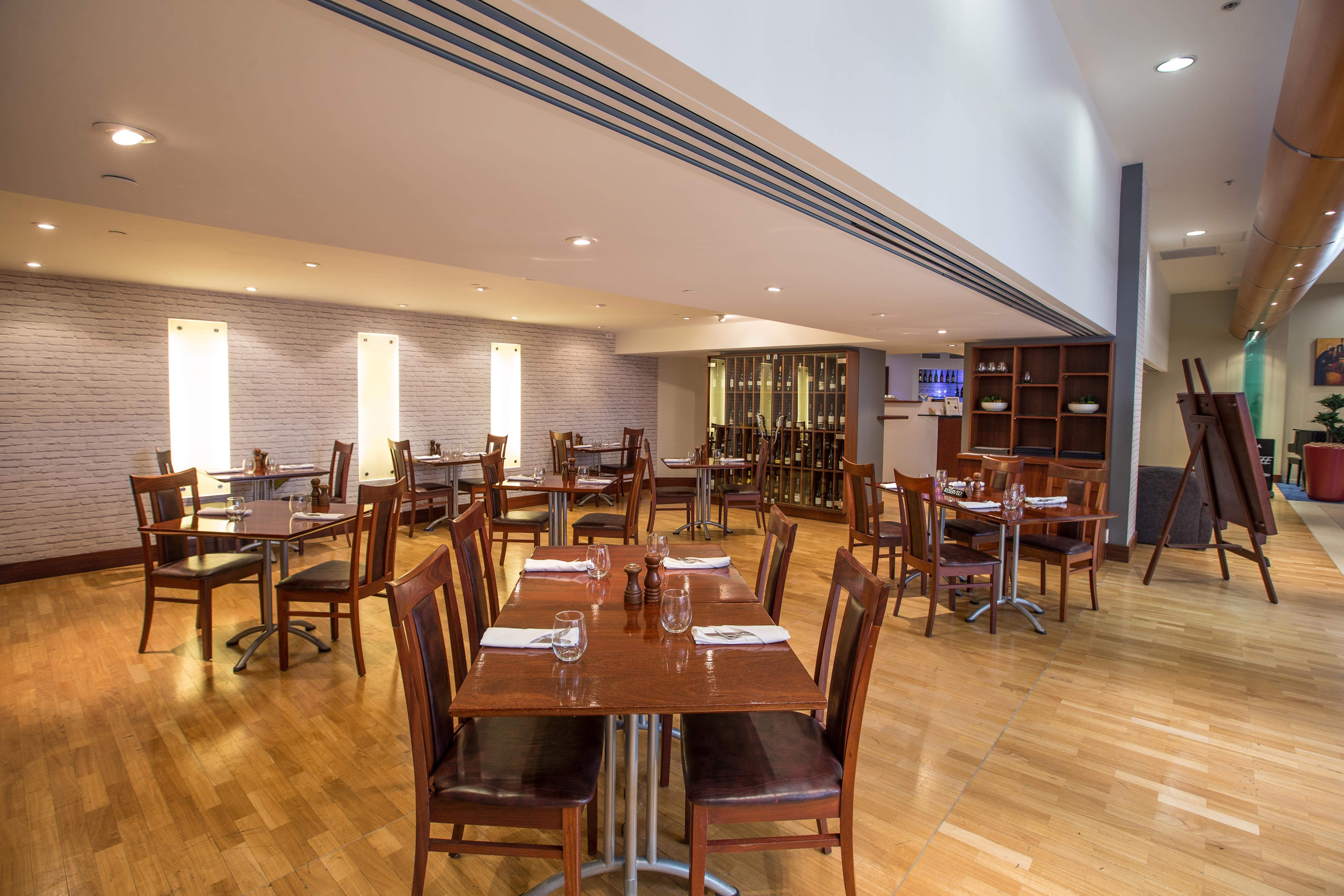 James Cook Hotel Grand Chancellor Уелингтън Екстериор снимка