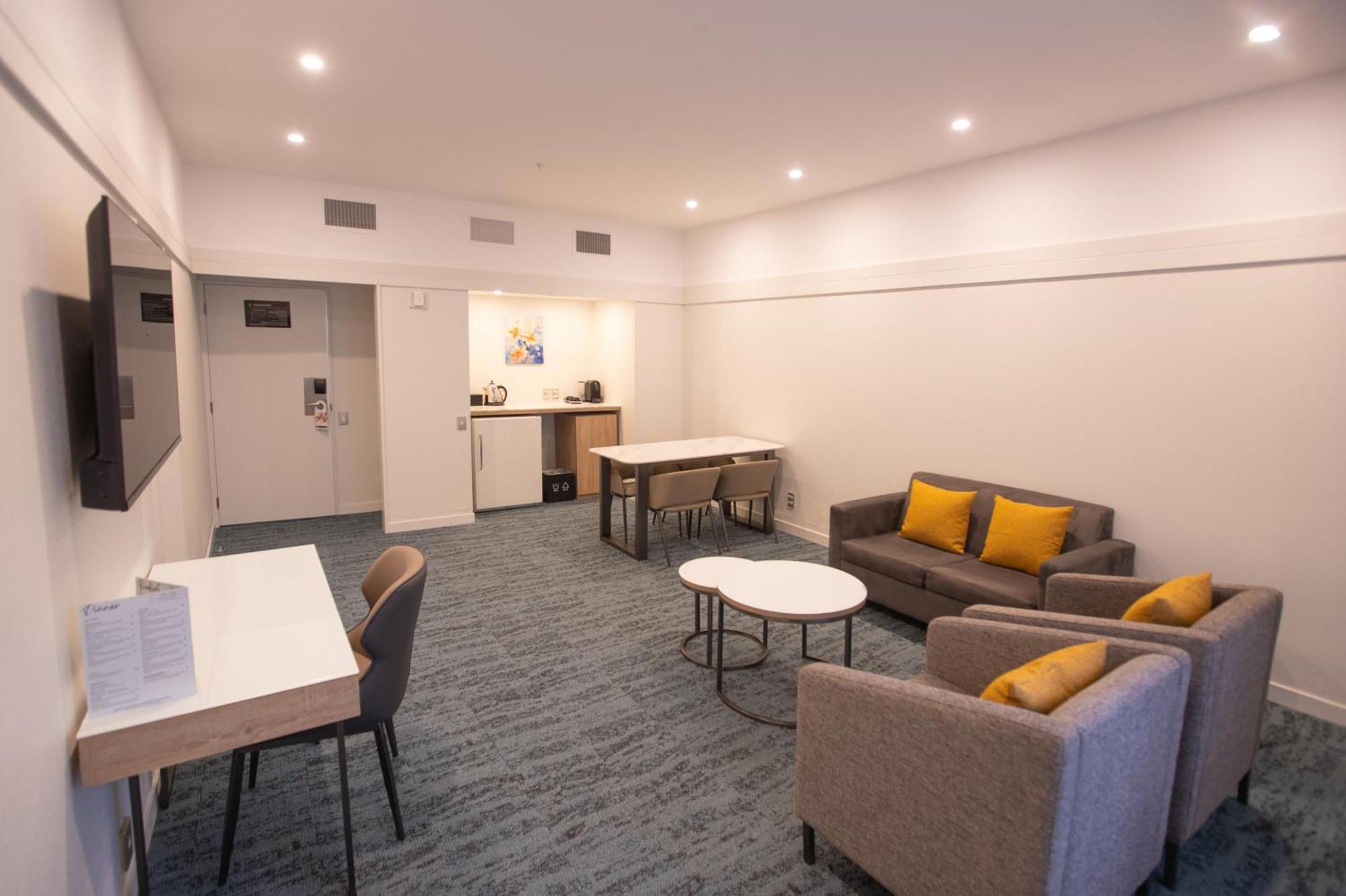 James Cook Hotel Grand Chancellor Уелингтън Екстериор снимка