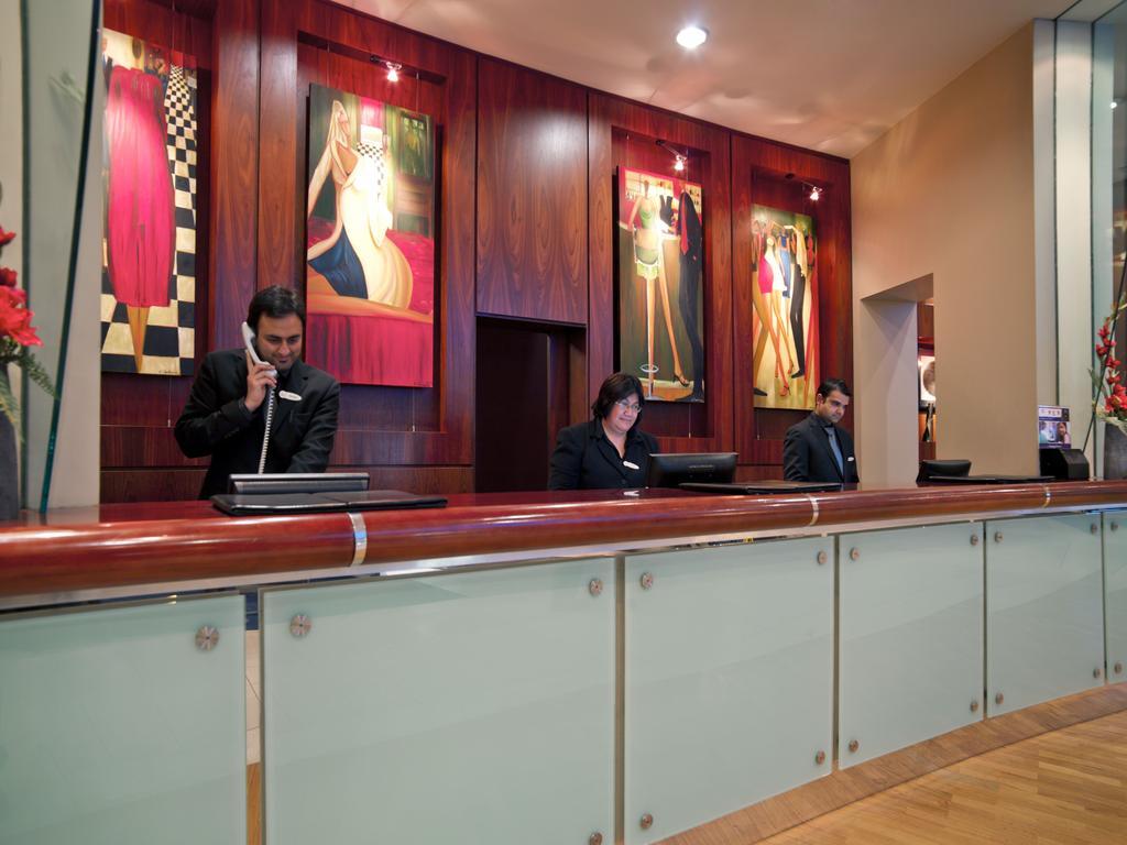 James Cook Hotel Grand Chancellor Уелингтън Екстериор снимка
