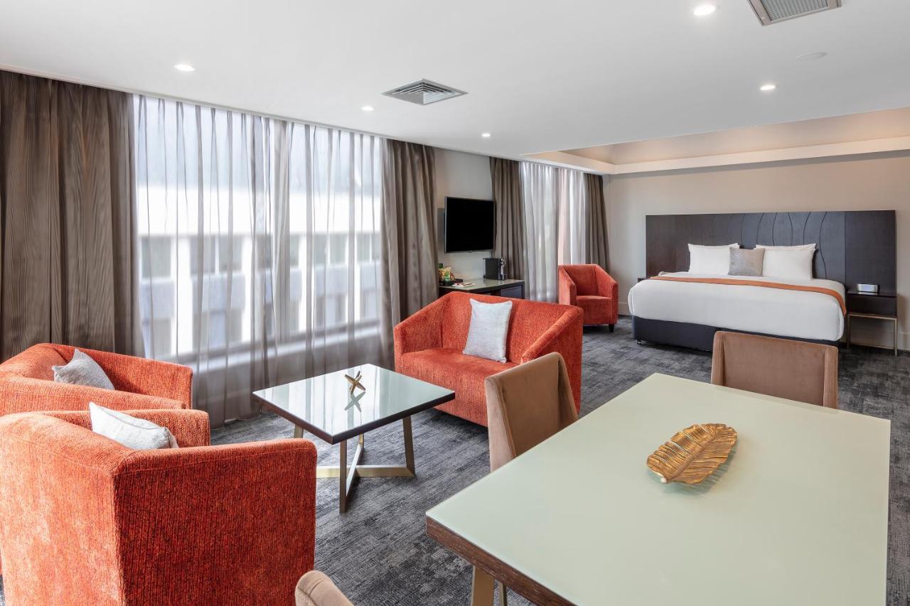 James Cook Hotel Grand Chancellor Уелингтън Екстериор снимка